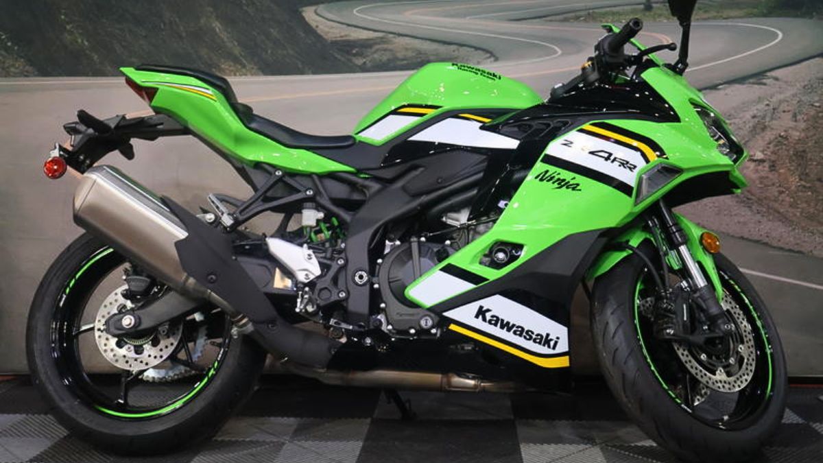2025 Kawasaki Ninja ZX 4R
