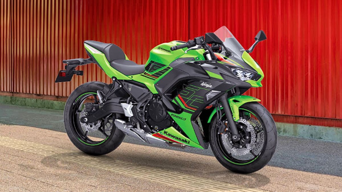 2025 Kawasaki Ninja 300